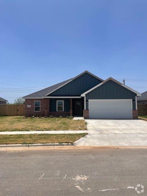 Building Photo - 6950 Phoenix Dr Rental