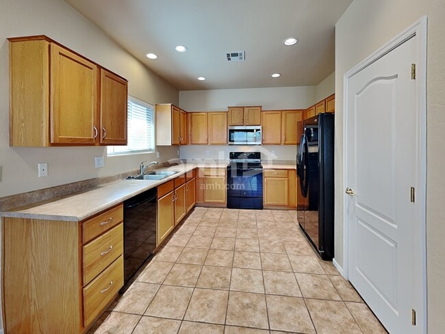 Photo - 683 S 221st Dr