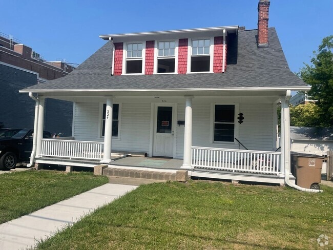 Building Photo - Updated 1 Bedroom with Office on Tate Street Rental