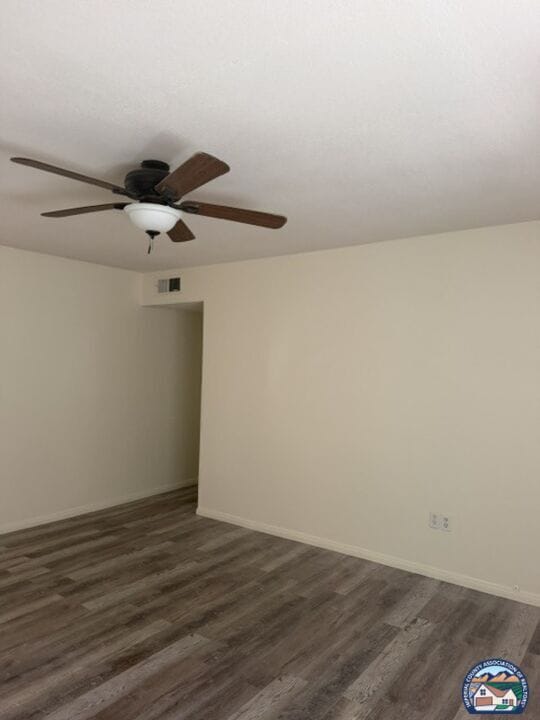 Photo - 711 Walnut Ave