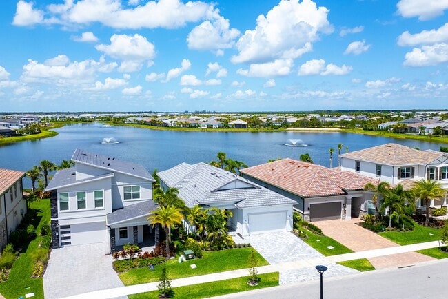 Photo - 10444 Northbrook Cir