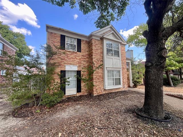 304 Trees Dr