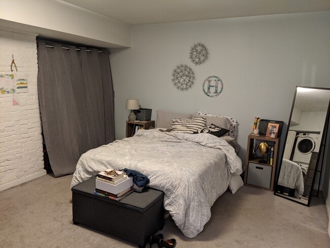 Bedroom 1 - 1824 Fox Way Unit Rear