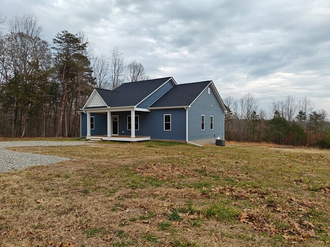 New 3 bedroom home on 2 acres - New 3 bedroom home on 2 acres