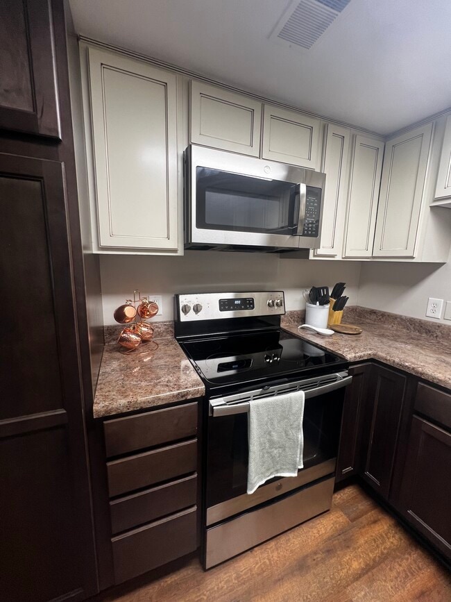 Photo - 8655 Coopertown Rd