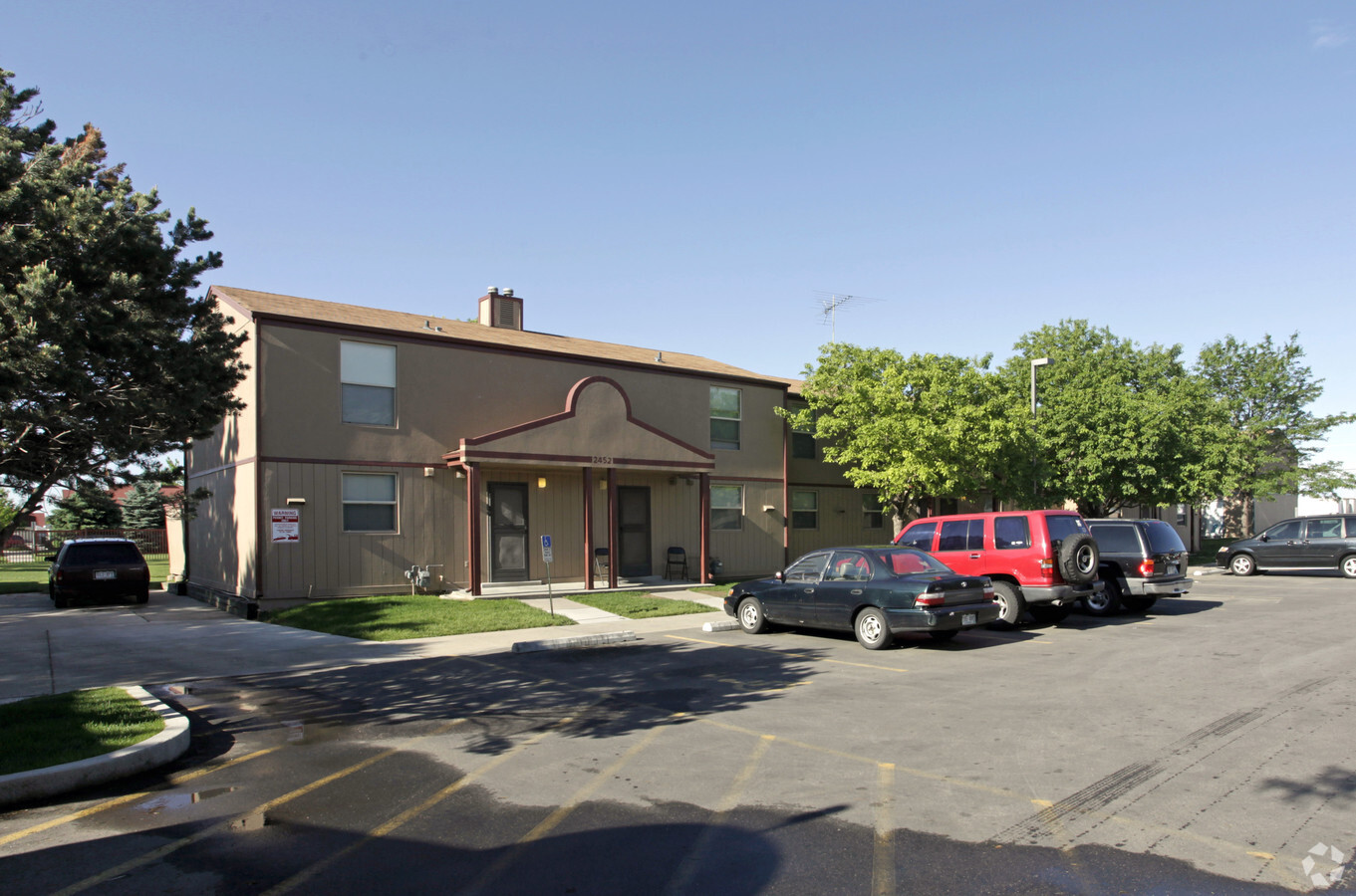 Photo - Dominic Apartments
