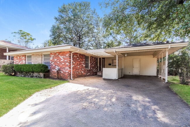 Building Photo - 3426 Princess Ann St