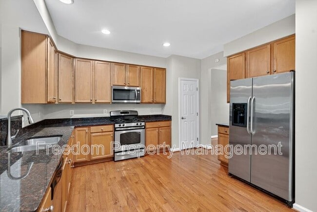 Photo - 7629 Hamelin Ln