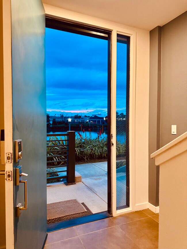 Photo - 2869 Regatta Dr