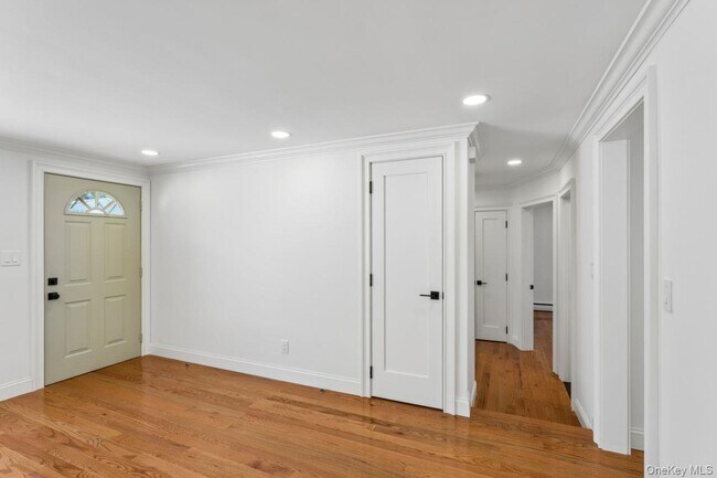 98 Rose Pl