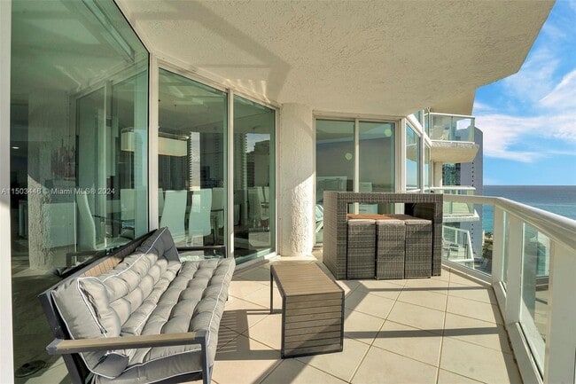 Photo - 16400 Collins Ave Unit 1944