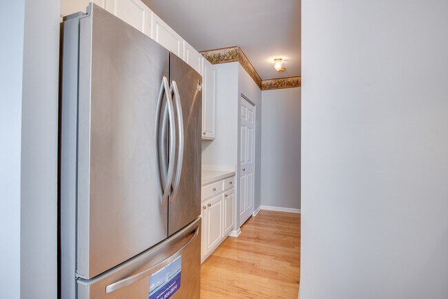 Photo - 805 Genesee Dr