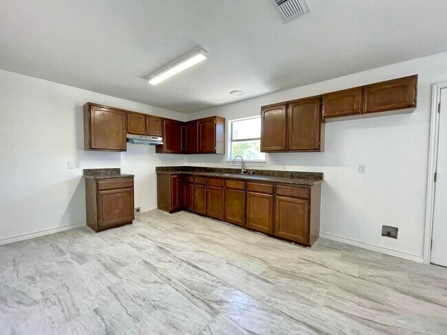 Photo - 201 Masterson Rd Unit 108