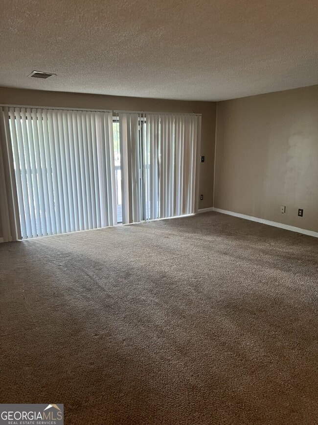 Building Photo - 3575 Oakvale Rd Unit 706 Rental