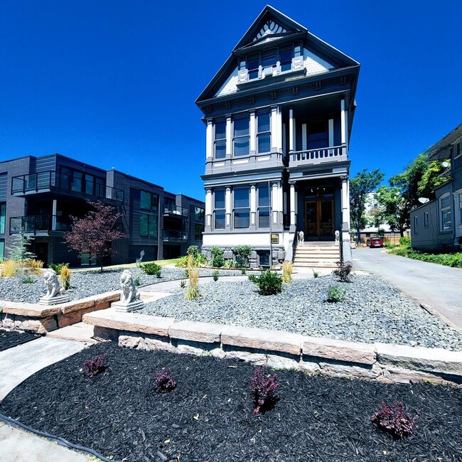 Building Photo - 623 E 100 S Unit 4