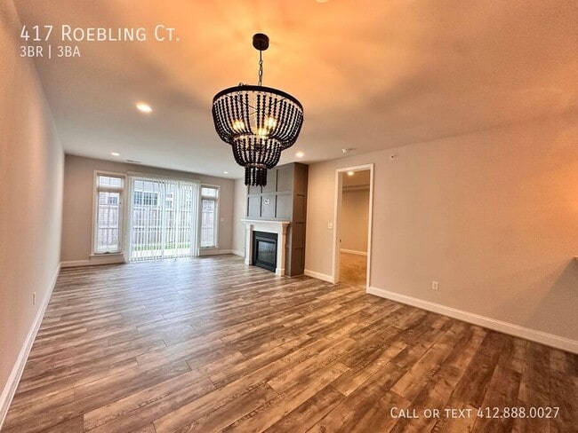 Photo - 417 Roebling Ct