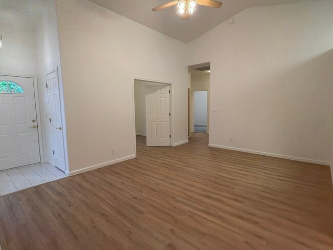 Photo - 309 Westin Ln