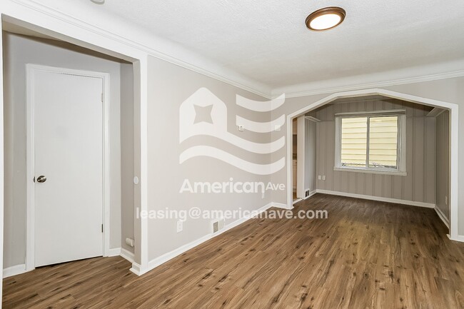 Photo - 23115 Powell Ave