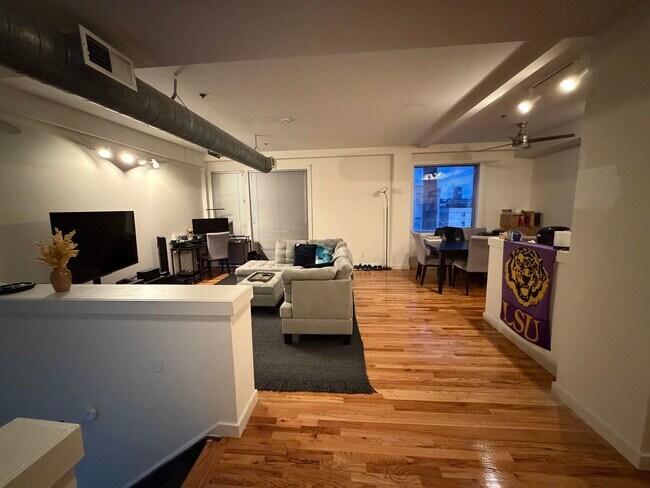 Photo - 1017 Jefferson St Unit # 401