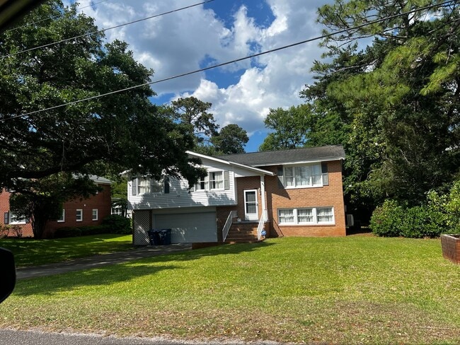 Home for Rent in the Avenues of Myrtle Beach - Home for Rent in the Avenues of Myrtle Beach