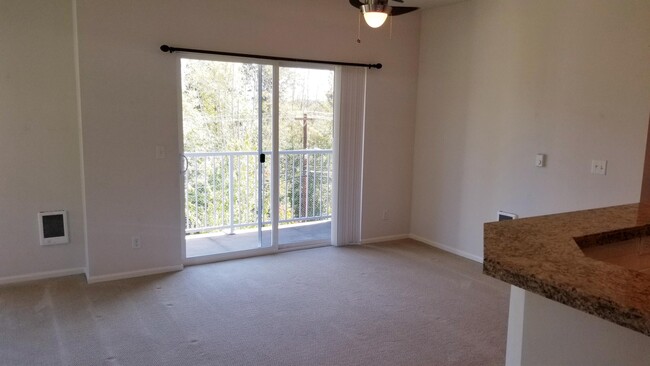 Photo - 15720 Manor Way Unidad C3 - 1