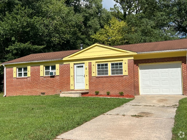 Building Photo - 1490 Cedar Creek Ln Rental