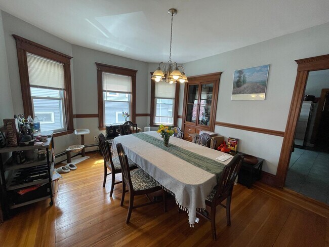 Photo - 19 Mapleton St