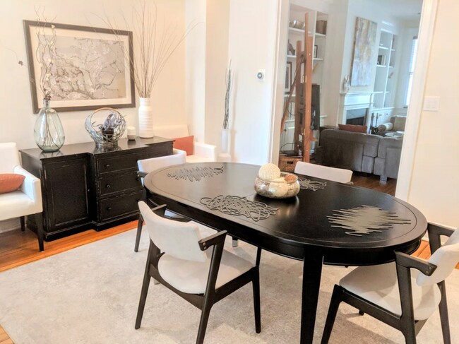 Photo - 1731 Church St NW