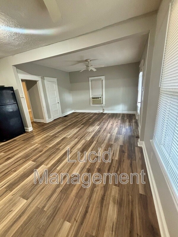 Photo - 1015 Sale Ave