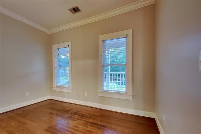 Photo - 601 Peach Pl