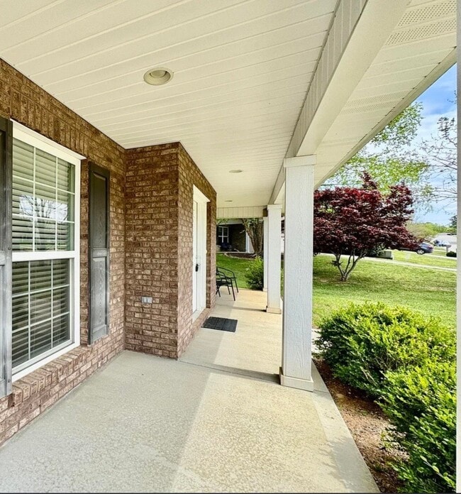 Photo - 1203 Elsborn Ridge Rd