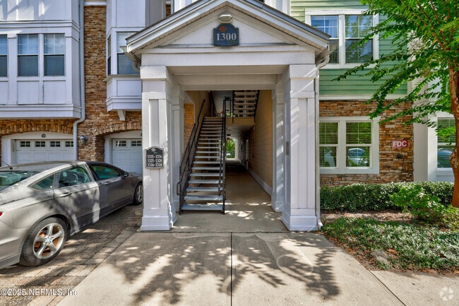 Building Photo - 8550 Touchton Rd Unit 1317 Rental
