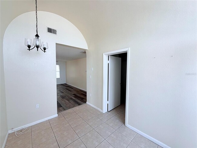 Photo - 735 Dodecanese Blvd