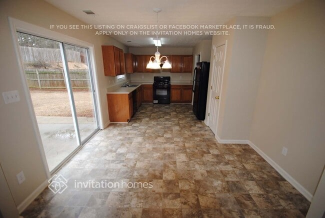 Photo - 1221 Pine Acre Dr NE