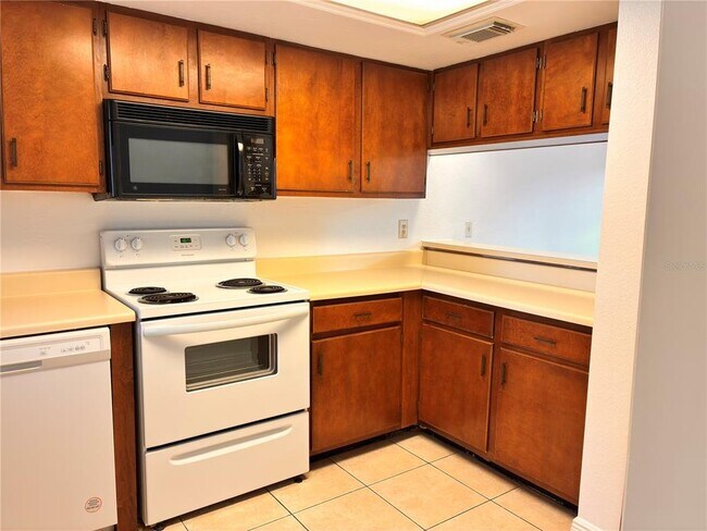 Photo - 651 Trinidad Ct Unit S