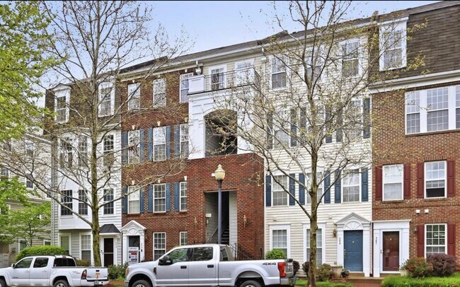 Building Photo - 271 Cameron Station Blvd Unit 104 Rental