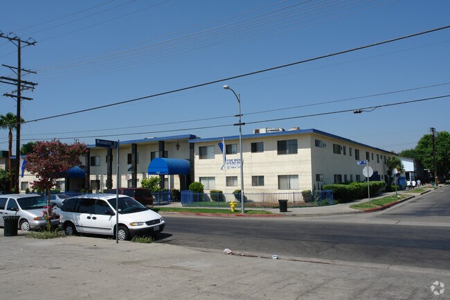 Photo - 7253-57 Variel Ave