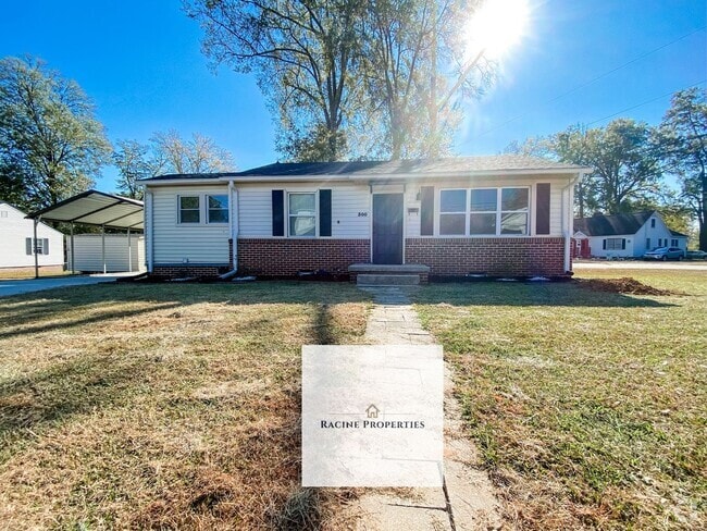 Building Photo - Cozy Two Bedroom Located Near Downtown Cli... Rental