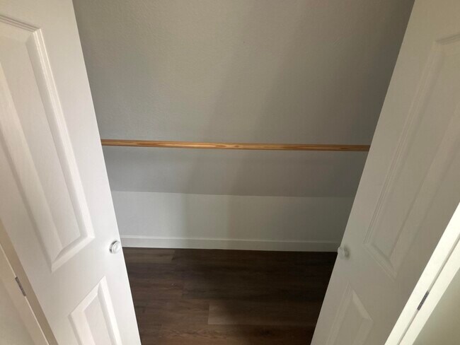Photo - 109 E St NW