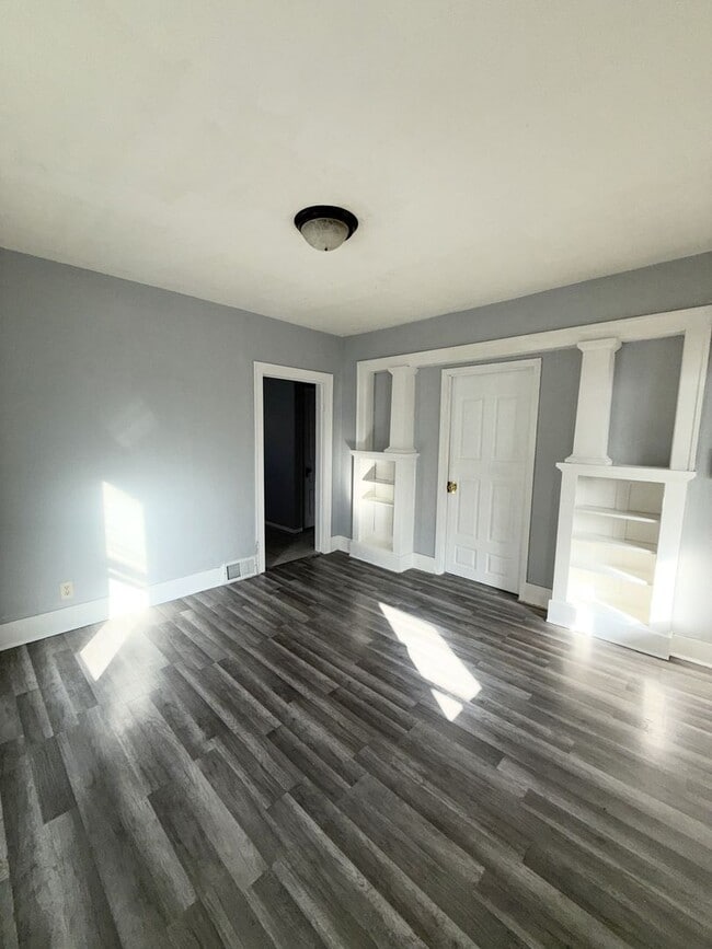 Building Photo - 1231 1/2-1409 1/2 18th Ave Unit 1409