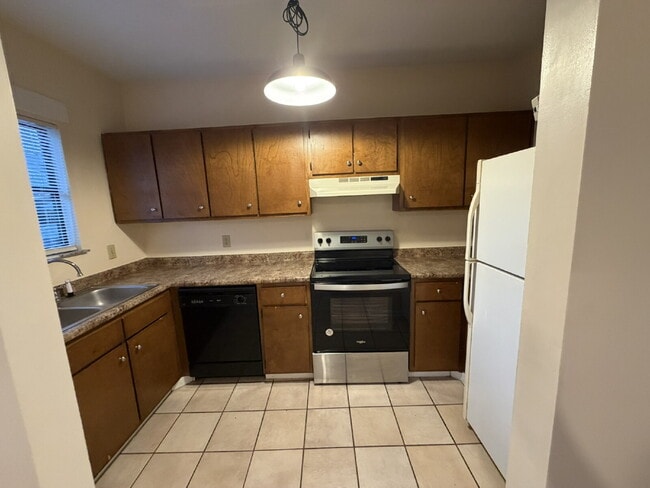 Photo - Townhouse for Rent