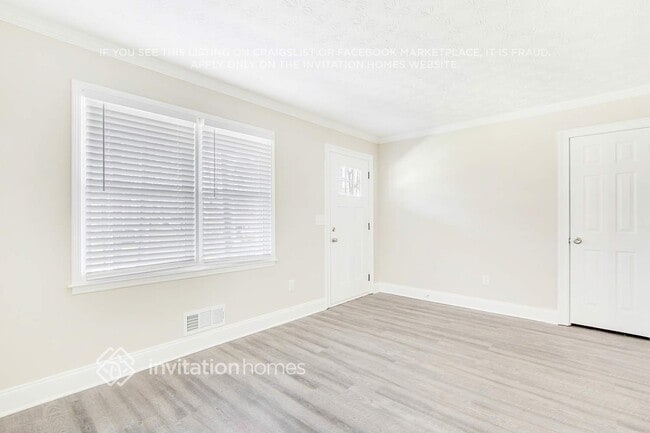 Photo - 1690 Whitlock Rd