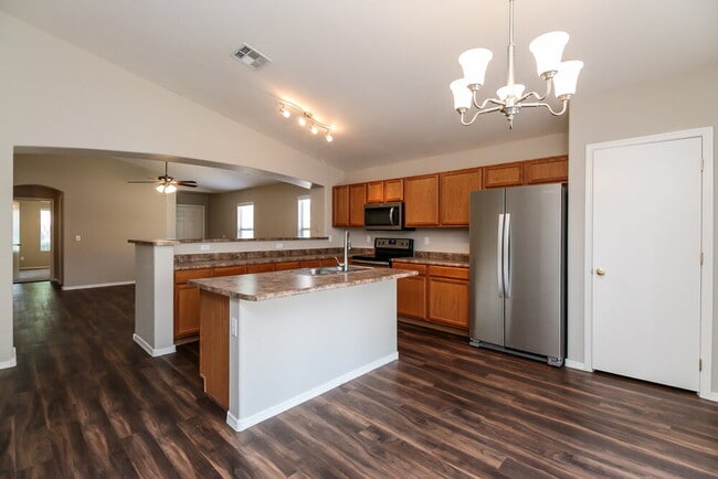 Photo - 32647 N Cherry Creek Rd