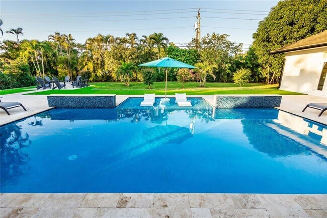 Photo - 3127 Sherwood Blvd