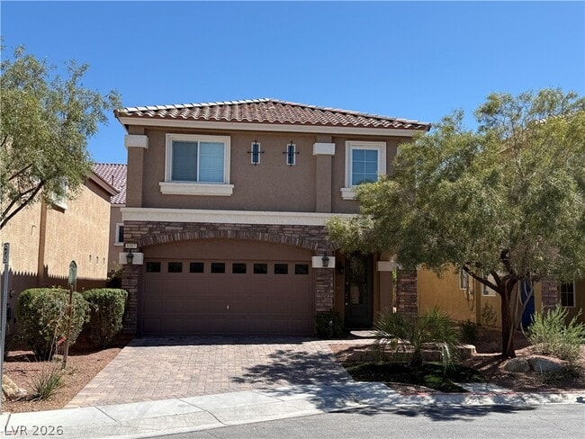 Building Photo - 6083 Crown Palms Ave