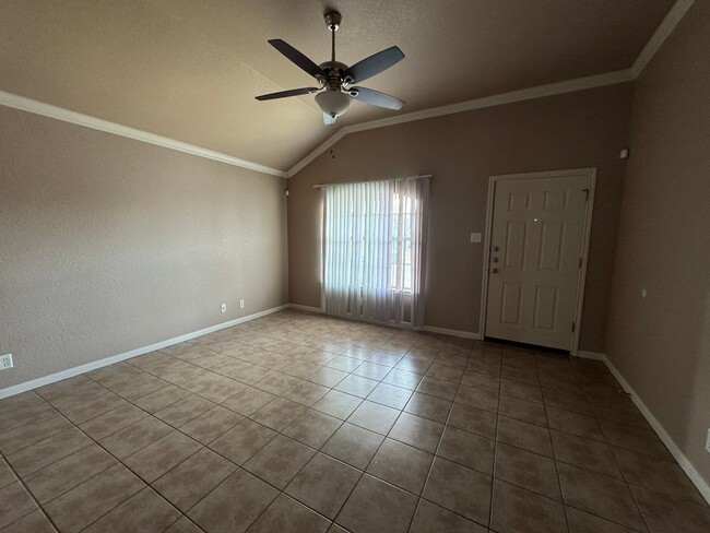 Photo - 1205 Powder River Dr Unidad B