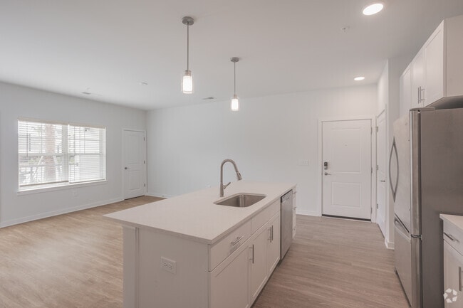 1BR, 1BA - 774SF - Open Floor Plan