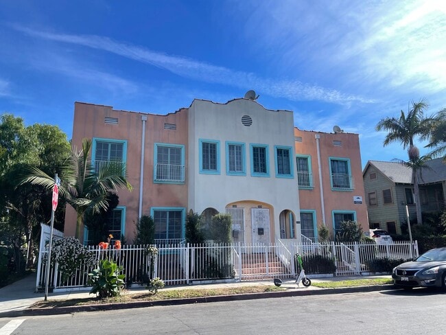 Building Photo - KENWOOD Unit 3000