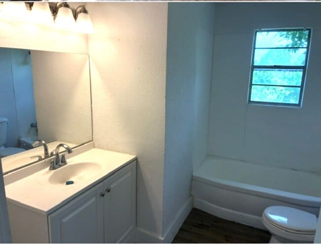 Photo - 2980 US-69