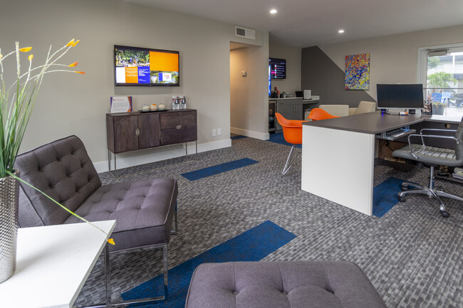 Photo - Vue on 67th Apartments